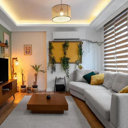 Forest Inspired Designed 1br Luxury Flat In Tomtom *