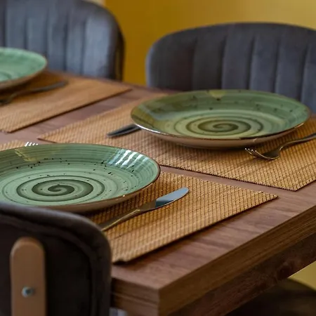 Forest Inspired Designed 1br Luxury Flat In Tomtom Апартаменты