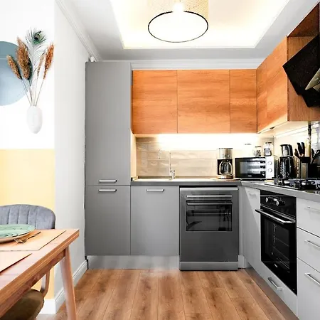 Апартаменты Forest Inspired Designed 1br Luxury Flat In Tomtom *