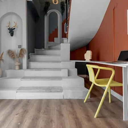 Appartement Chic And Modern Flats In Firuzga, Beyoglu Istanboel