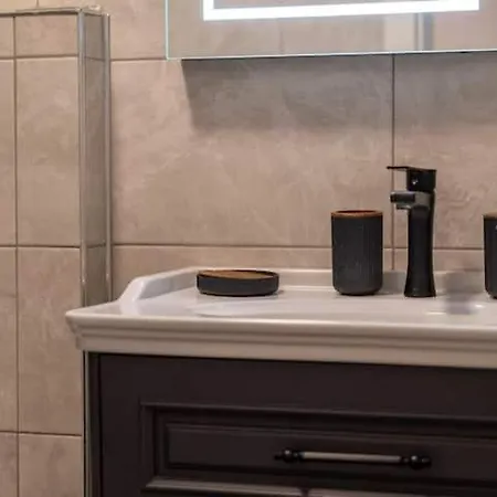 Appartement Chic And Modern Flats In Firuzga, Beyoglu Istanboel