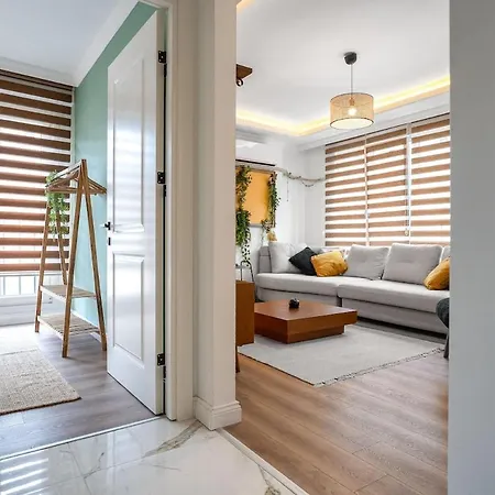 Forest Inspired Designed 1br Luxury Flat In Tomtom Apartment Istanbul